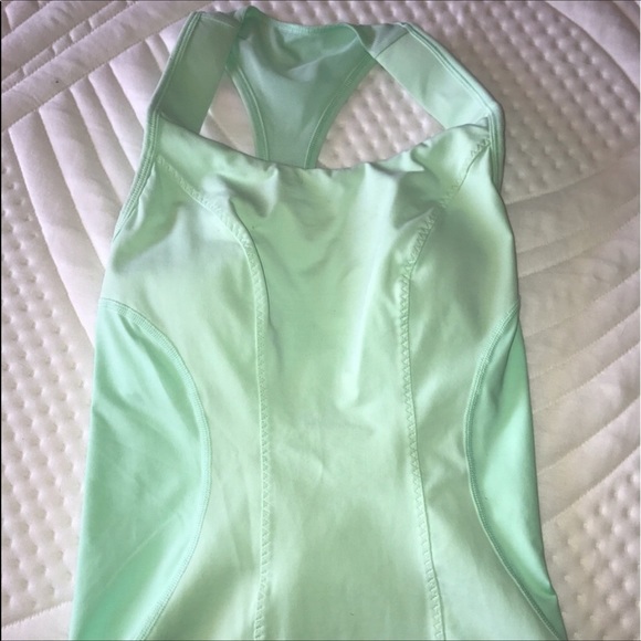 RARE Lululemon mint green top - Picture 2 of 2